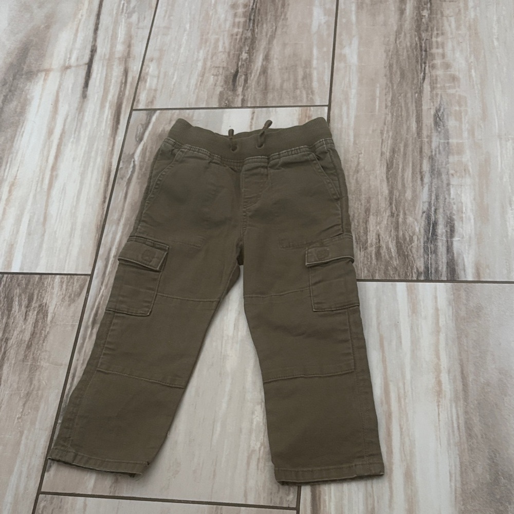 Hanna Andersson Kids Olive Cargo Pants 3T EUC